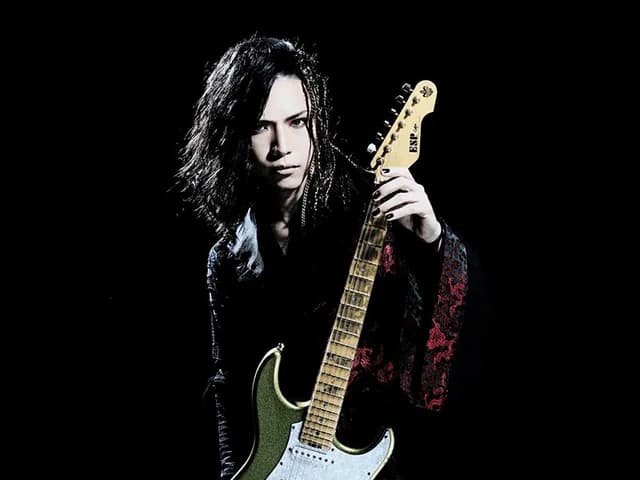 Takayoshi Ohmura