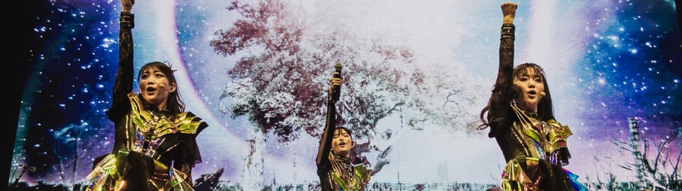 BABYMETAL live: Su-Metal, Moametal and Momometal on stage
